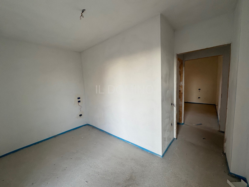 Appartamento trilocale situato nel centro di Padova, a 2 passi dai portici di Corso Milano, 107 m...