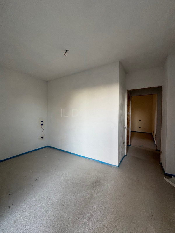 Appartamento trilocale situato nel centro di Padova, a 2 passi dai portici di Corso Milano, 107 m...