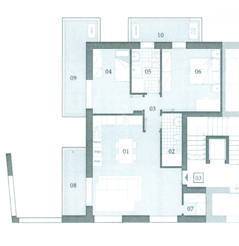 Appartamento trilocale situato nel centro di Padova, a 2 passi dai portici di Corso Milano, 107 m...