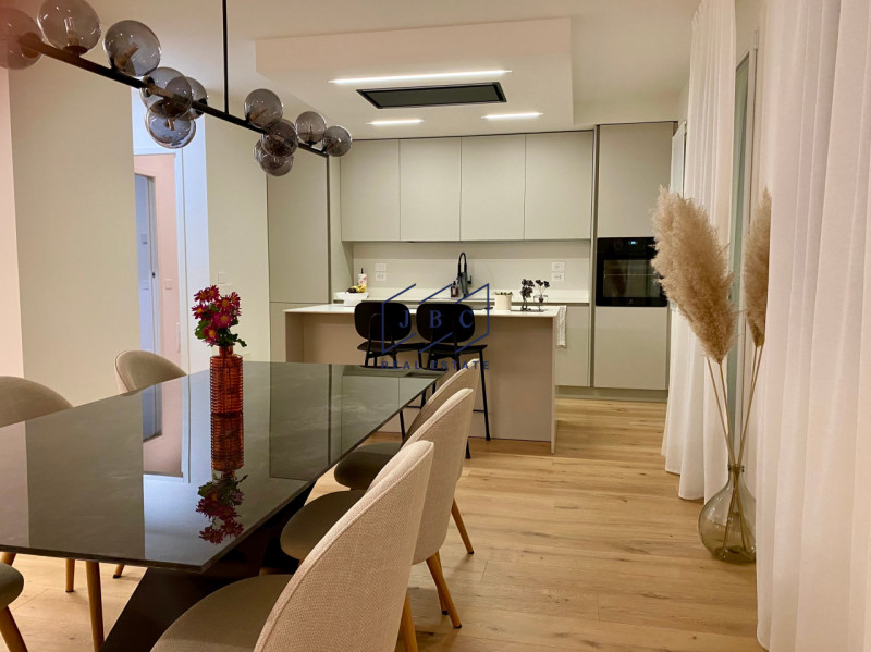 ROVERBASSO DI CODOGNE’ -  (TV)

Splendido Appartamento in Classe A1 con Ampio Annesso e giardino....