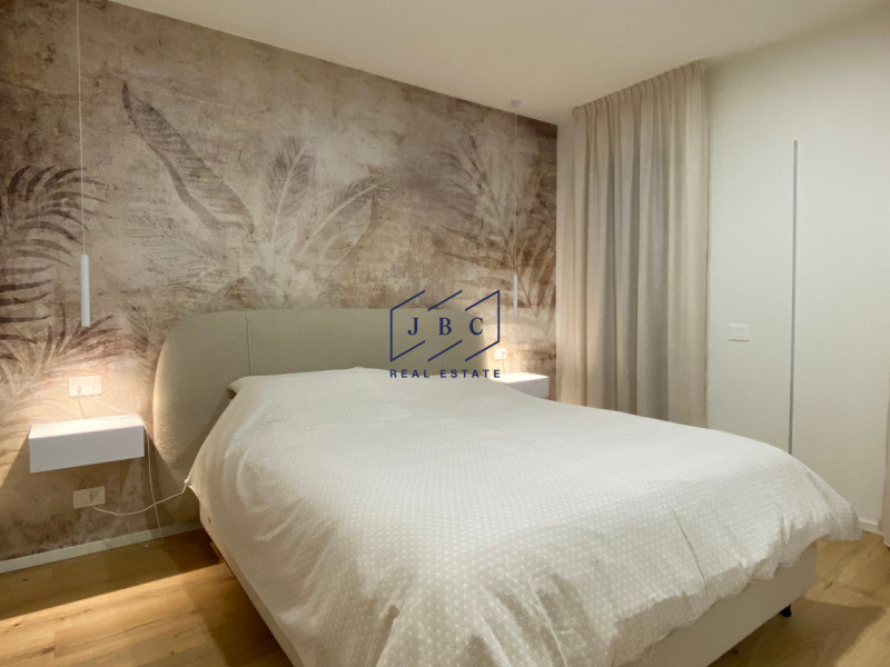 ROVERBASSO DI CODOGNE’ -  (TV)

Splendido Appartamento in Classe A1 con Ampio Annesso e giardino....