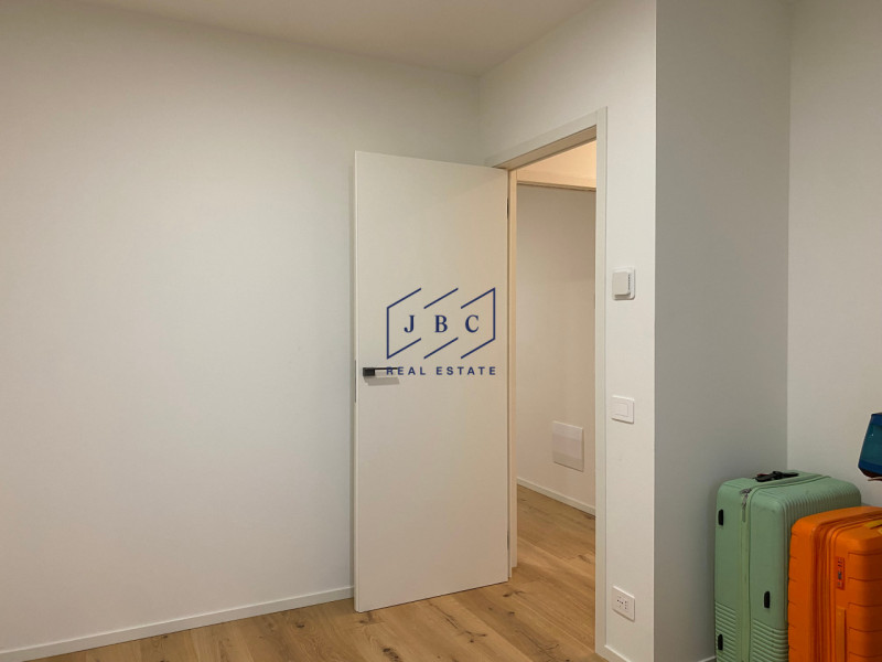 ROVERBASSO DI CODOGNE’ -  (TV)

Splendido Appartamento in Classe A1 con Ampio Annesso e giardino....