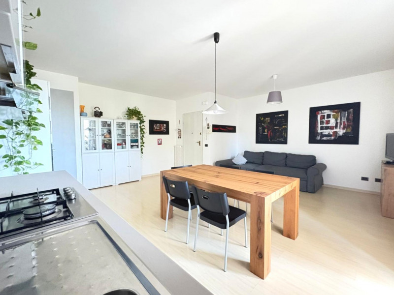 Rif. A906 (per info 340 2242606 Marco )

Appartamento 2 camere al piano primo – Castelfranco Vene...