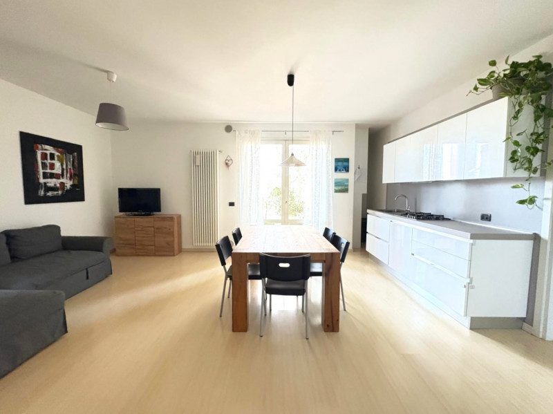 Rif. A906 (per info 340 2242606 Marco )

Appartamento 2 camere al piano primo – Castelfranco Vene...