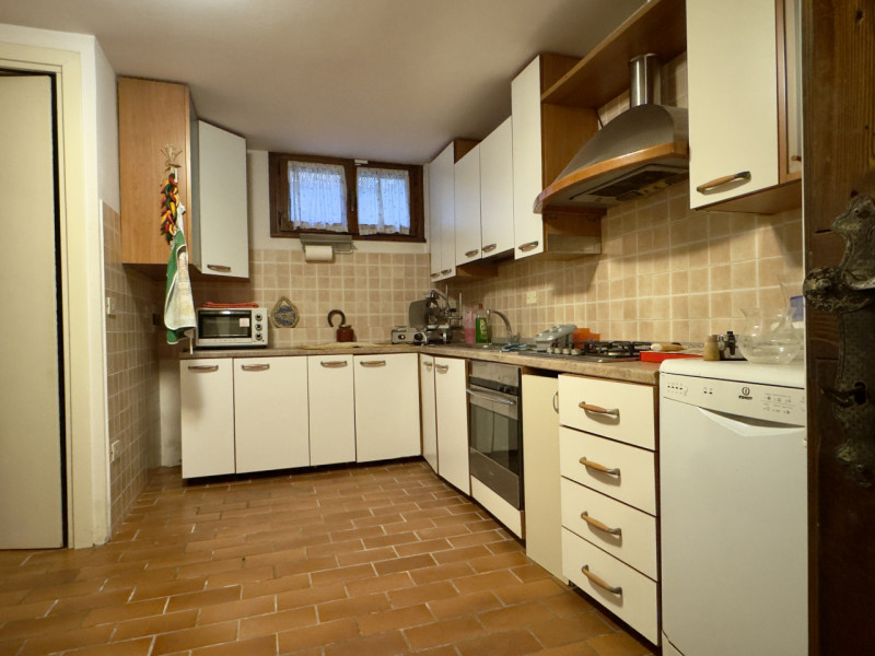 SELVAZZANO DENTRO — In una zona residenziale tranquilla e riservata, frequentata solo dai residen...