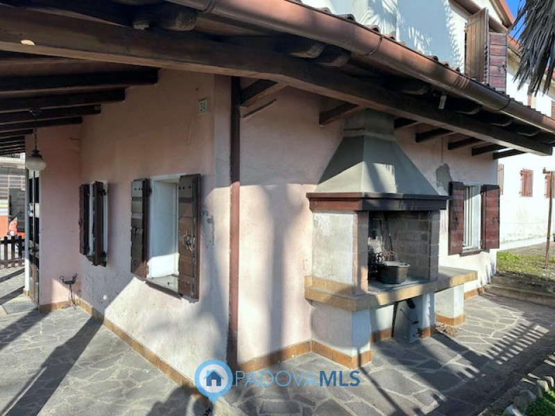 Immobile in esclusiva al Gruppo Padova MLS.

Scopri questa straordinaria opportunità di investime...