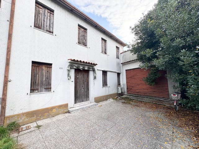 CERVARESE S.C. (PD) Zona Fossona casa singola di vani 7 , mq. 300 totali, interamente da ristrutt...