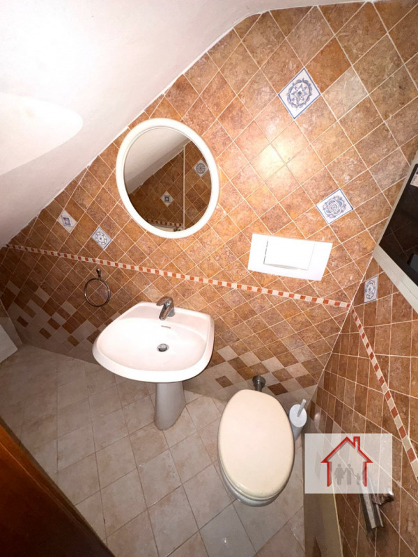 Rif: DB360
X INFO - Denis: 340. 254. 0785 
Proponiamo in vendita una splendida casa a schiera cen...