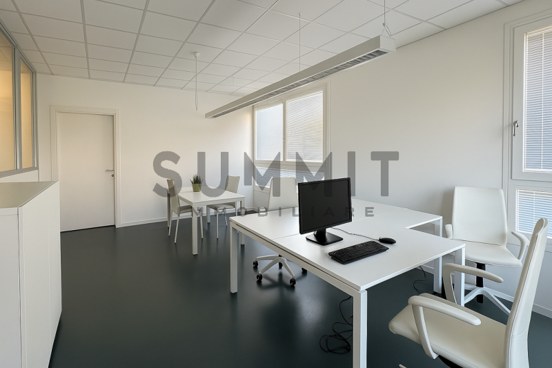 SCHIO: in zona industriale UFFICIO al piano primo completamente arredato con ascensore. Ideale pe...