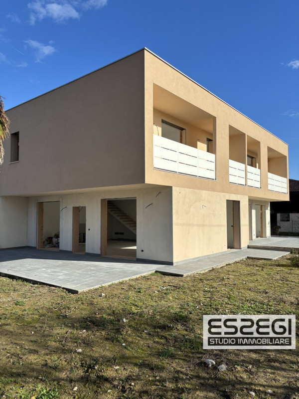 SELVAZZANO DENTRO: Inserita in tranquillo contesto residenziale, con ottimi collegamenti, comoda ...