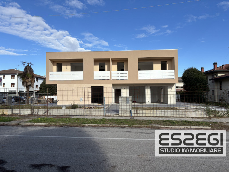 SELVAZZANO DENTRO: Inserita in tranquillo contesto residenziale, con ottimi collegamenti, comoda ...