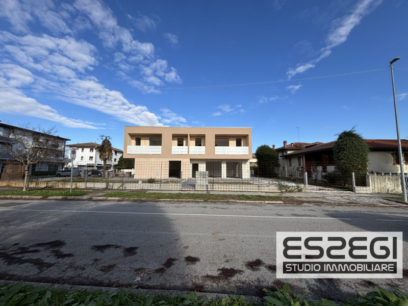 SELVAZZANO DENTRO: Inserita in tranquillo contesto residenziale, con ottimi collegamenti, comoda ...