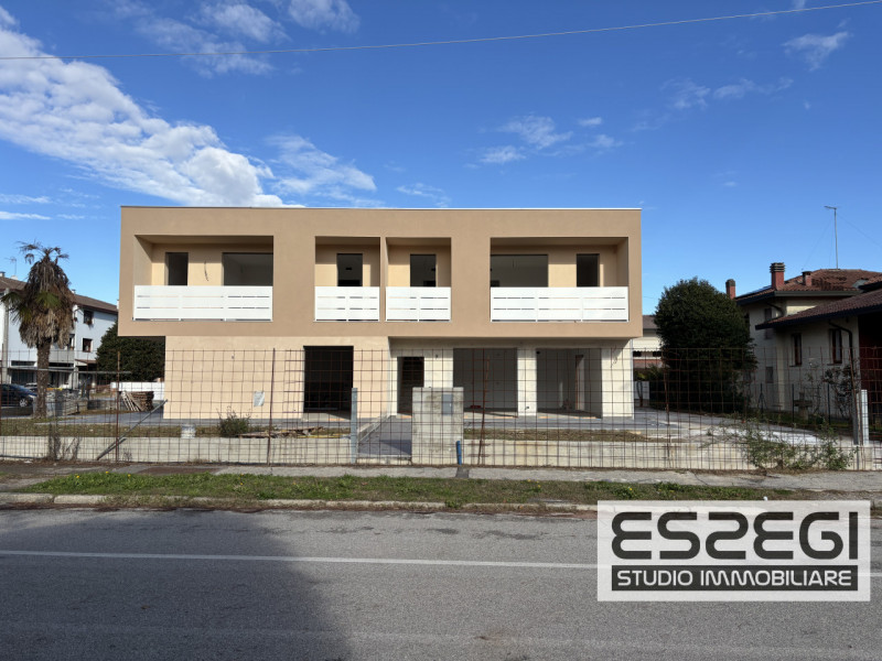 SELVAZZANO DENTRO: Inserita in tranquillo contesto residenziale, con ottimi collegamenti, comoda ...