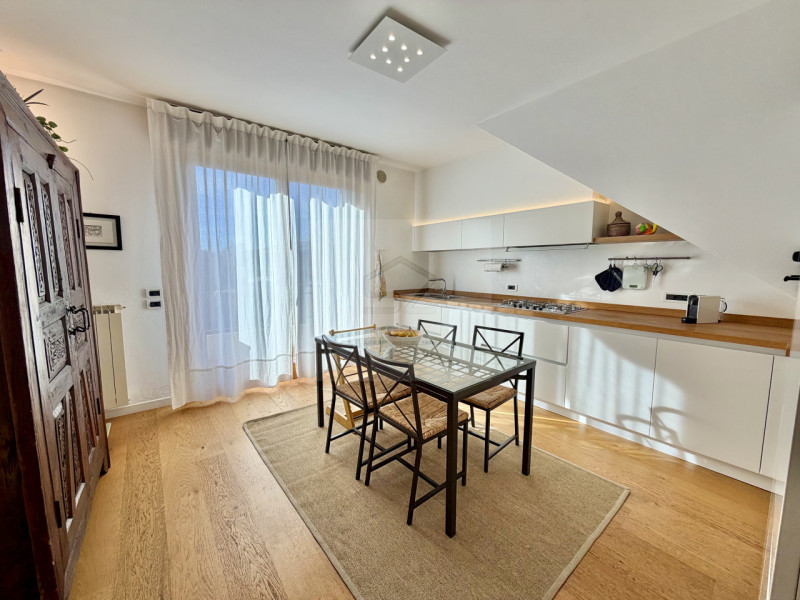 S.AGOSTINO DI ALBIGNASEGO

In centro al quartiere, in piccolo condominio di solo 8 unità, apparta...