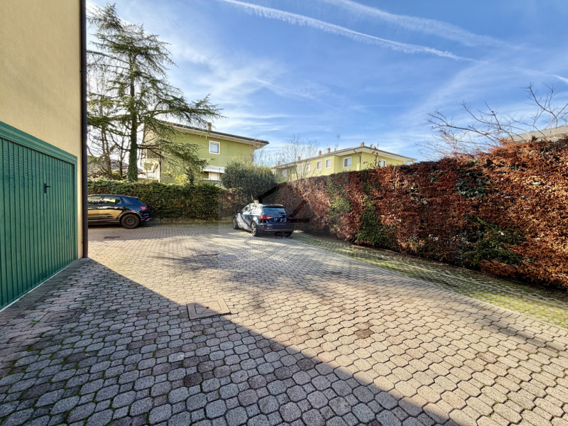 S.AGOSTINO DI ALBIGNASEGO

In centro al quartiere, in piccolo condominio di solo 8 unità, apparta...