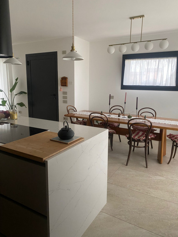 Scopri la tua nuova casa ideale nella tranquilla e ricercata zona di Loreggiola, nel comune di Lo...