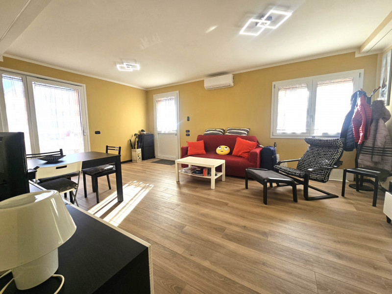 APSN500 - Nel Comune di Ponte San Nicolò, ma alle porte di Padova, proponiamo stanza all'interno ...