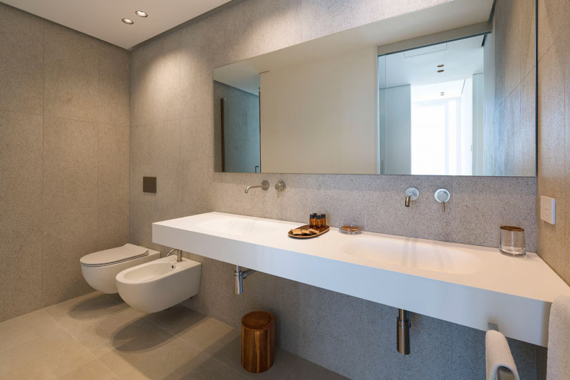 Scopri un'opportunità unica di investimento nella splendida località di Rosolina, precisamente ne...