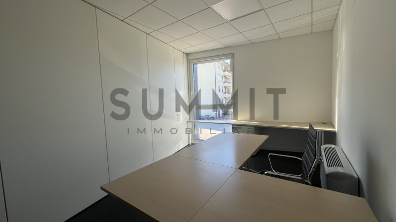 SCHIO: in zona industriale UFFICIO al piano primo arredato con ascensore. Ideale per studi profes...