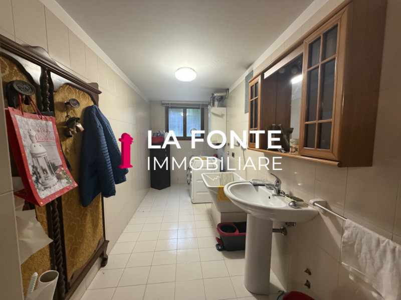 PERAGA DI VIGONZA PORZIONE DI BIFAMILIARE situata nel prestigioso quartiere più ricercato del com...