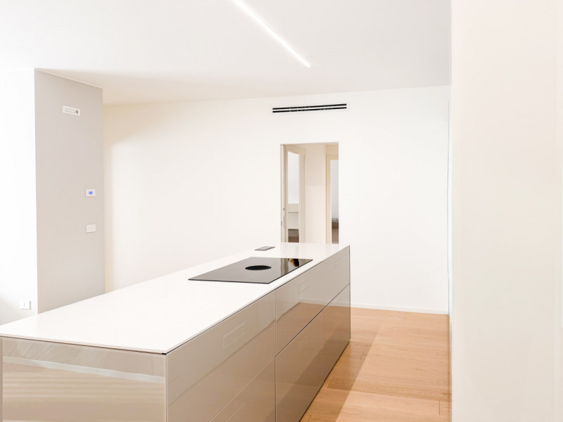 (Per INFO Cristina 3389226442) Ad Albignasego, località Ferri, in moderno contesto lussuoso e com...