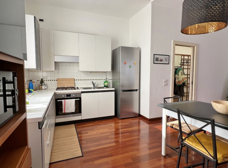 BICAMERE  CON CANTINA IN VENDITA NEL SERVITISSIMO QUARTIERE DI SANTA BERTILLA - 
In contesto anni...