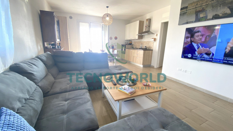 THIENE: proponiamo un appartamento signorile di ben 90 mq situato al piano secondo di un edificio...