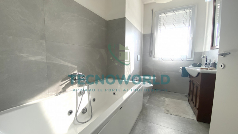 THIENE: proponiamo un appartamento signorile di ben 90 mq situato al piano secondo di un edificio...