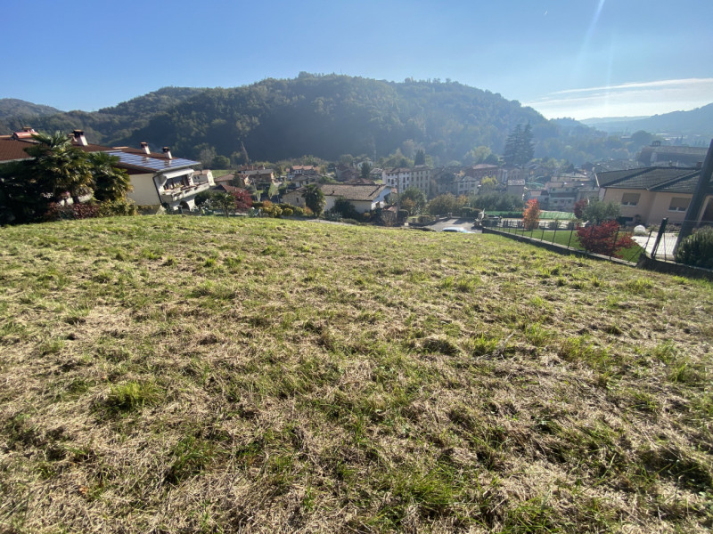 CALVENE: proponiamo un ampio terreno residenziale in vendita, perfetto per chi desidera realizzar...