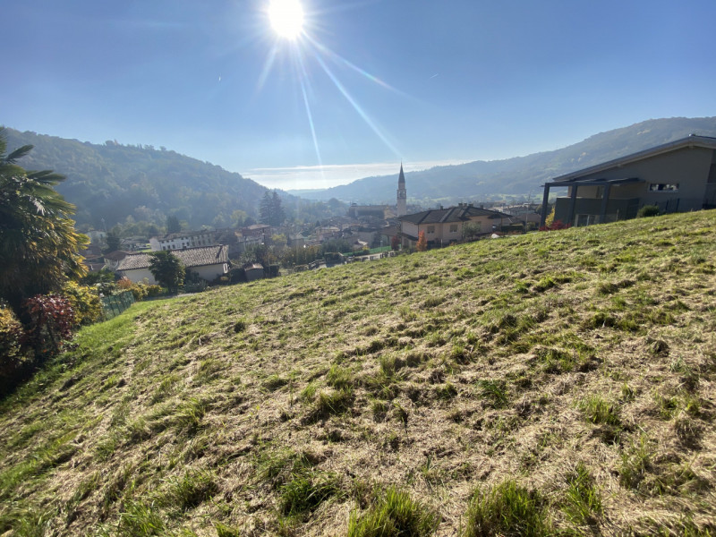 CALVENE: proponiamo un ampio terreno residenziale in vendita, perfetto per chi desidera realizzar...