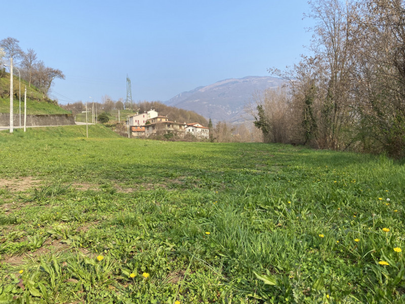 LUGO DI VICENZA. Disponibile terreno agricolo di oltre 20.858mq con prato, pascolo e boschetto in...