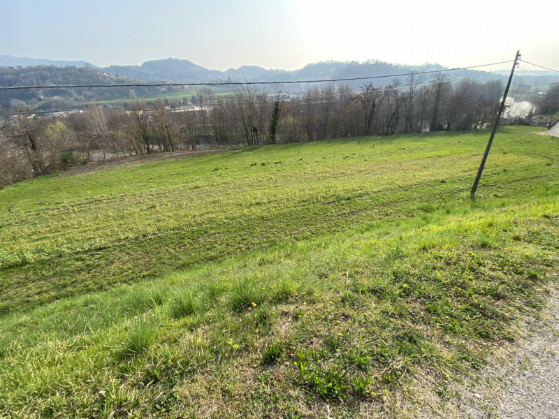 LUGO DI VICENZA. Disponibile terreno agricolo di oltre 20.858mq con prato, pascolo e boschetto in...