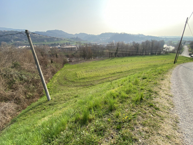 LUGO DI VICENZA. Disponibile terreno agricolo di oltre 20.858mq con prato, pascolo e boschetto in...