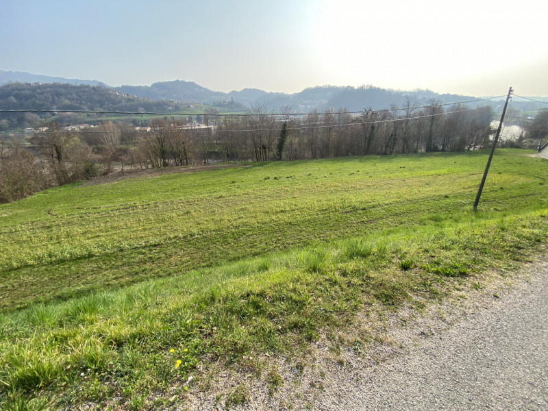 LUGO DI VICENZA. Disponibile terreno agricolo di oltre 20.858mq con prato, pascolo e boschetto in...