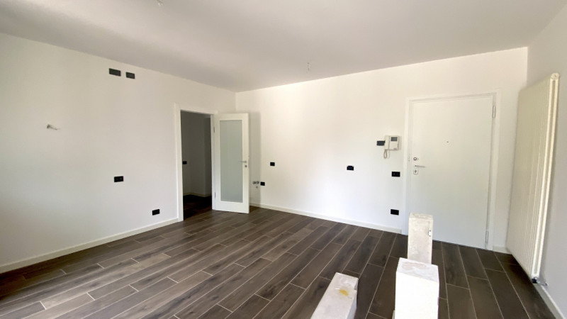 Nel cuore pulsante di Thiene, proponiamo in vendita un appartamento signorile che rappresenta una...