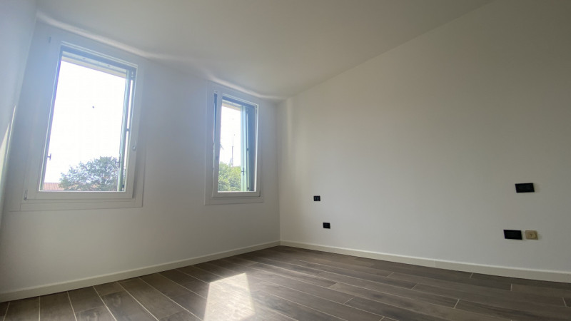 Nel cuore pulsante di Thiene, proponiamo in vendita un appartamento signorile che rappresenta una...