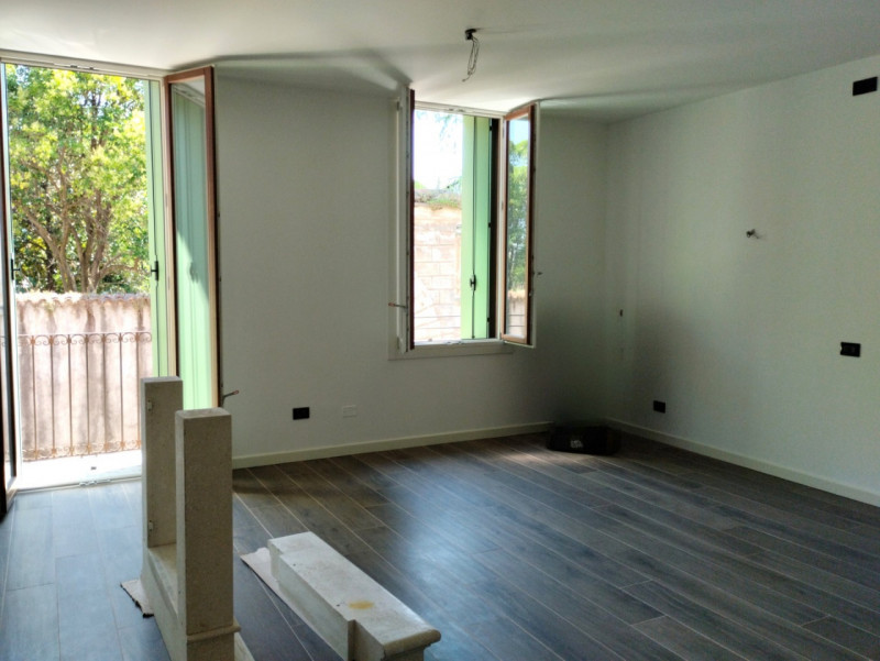 Nel cuore pulsante di Thiene, proponiamo in vendita un appartamento signorile che rappresenta una...