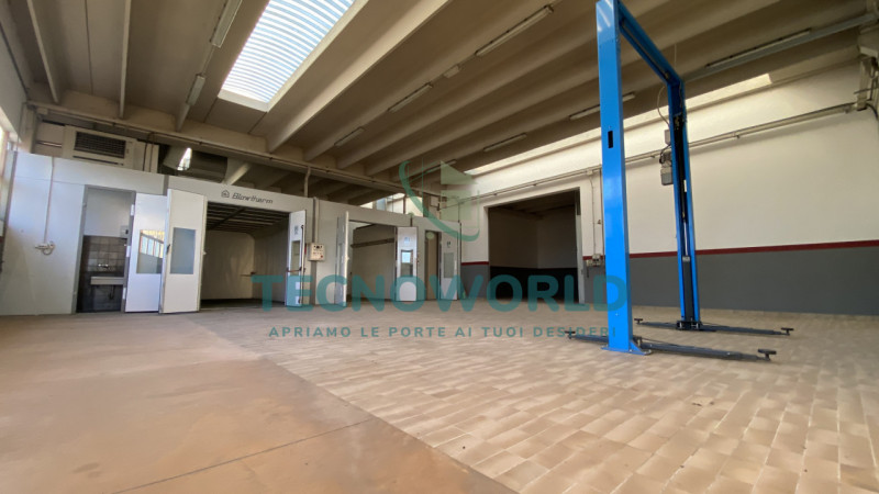 Scopri un'opportunità imperdibile nel cuore di Sarcedo, comune di Thiene! Proponiamo in affitto u...