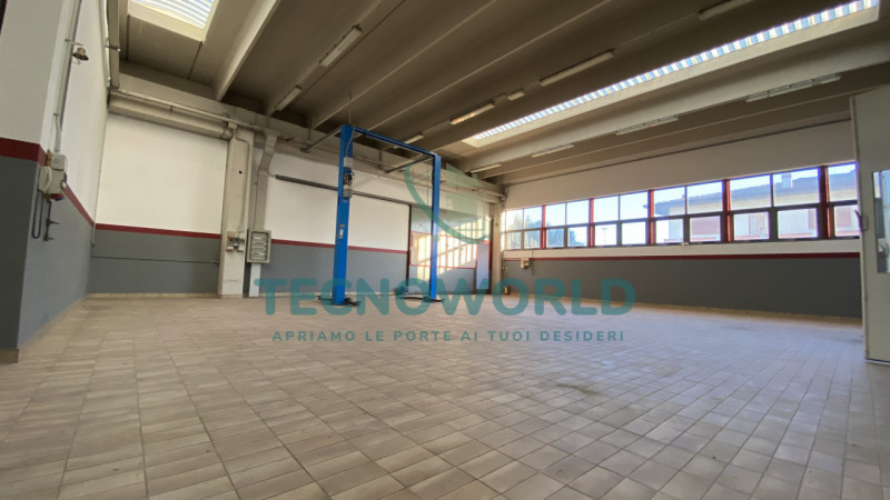 Scopri un'opportunità imperdibile nel cuore di Sarcedo, comune di Thiene! Proponiamo in affitto u...