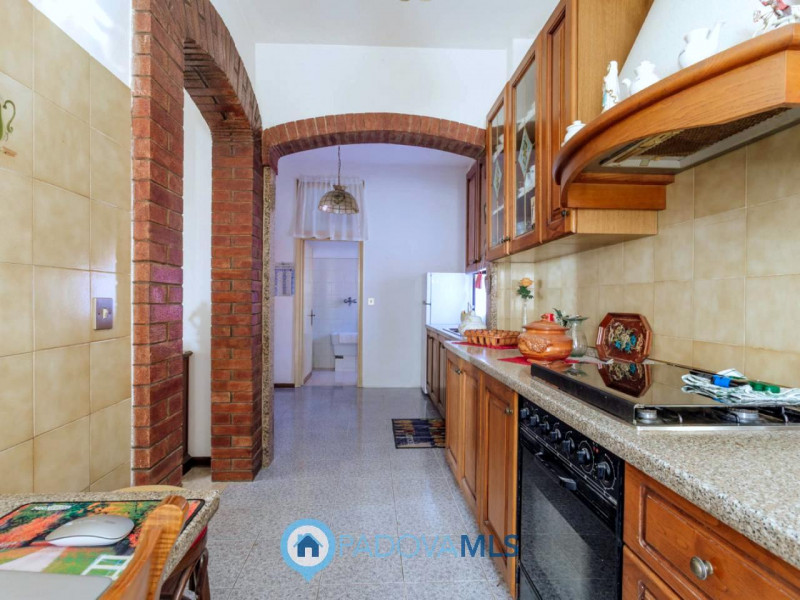 Immobile in esclusiva al Gruppo Padova MLS

In una tranquilla zona di campagna ad Agna, non dista...