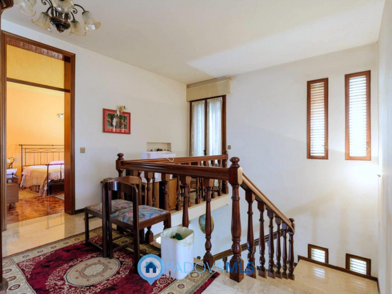 Immobile in esclusiva al Gruppo Padova MLS

In una tranquilla zona di campagna ad Agna, non dista...