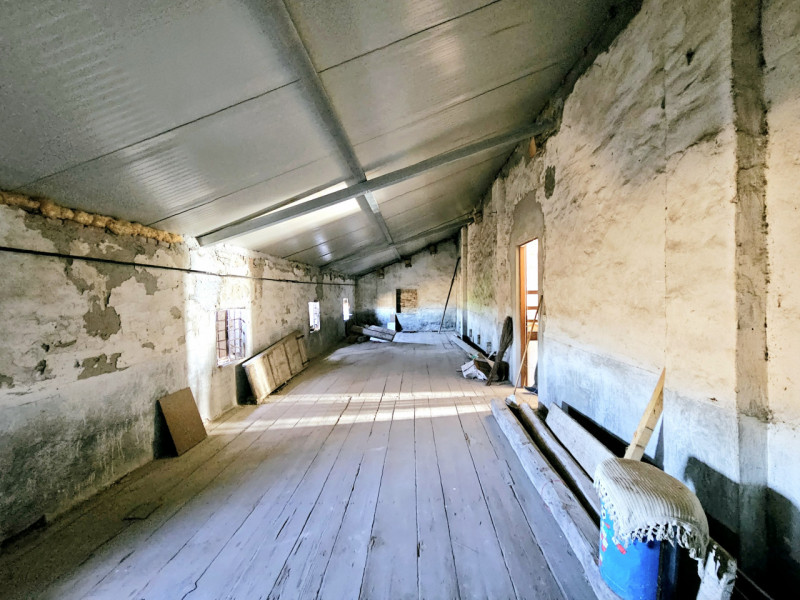 Proponiamo in vendita a Vescovana, nella tranquillità della campagna, un appezzamento di terreno ...