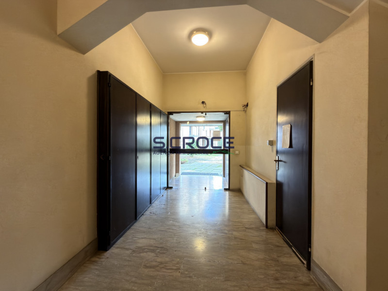 In zona Bassanello/Guizza, all’interno di un complesso residenziale composto da tre fabbricati co...