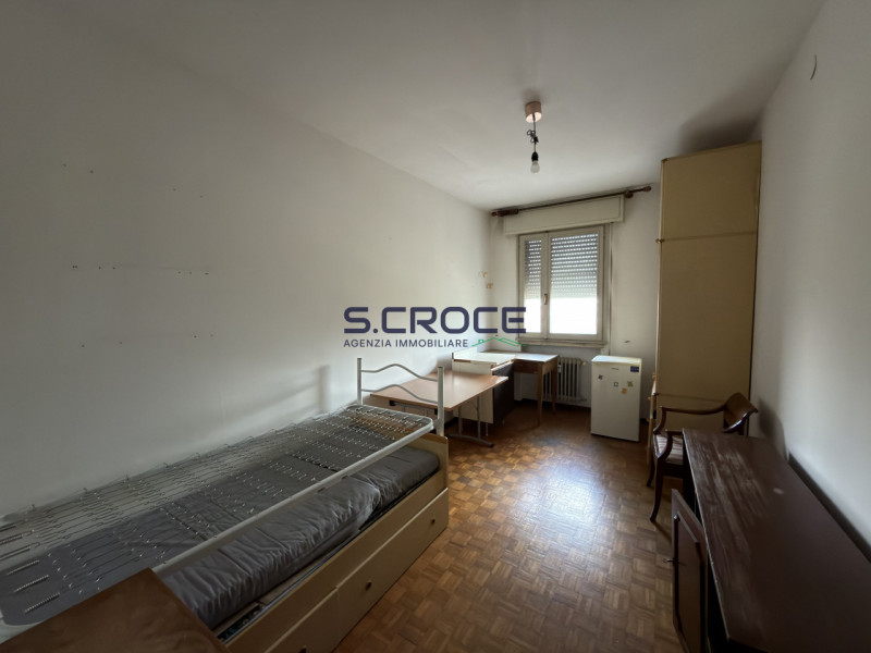 In zona Bassanello/Guizza, all’interno di un complesso residenziale composto da tre fabbricati co...