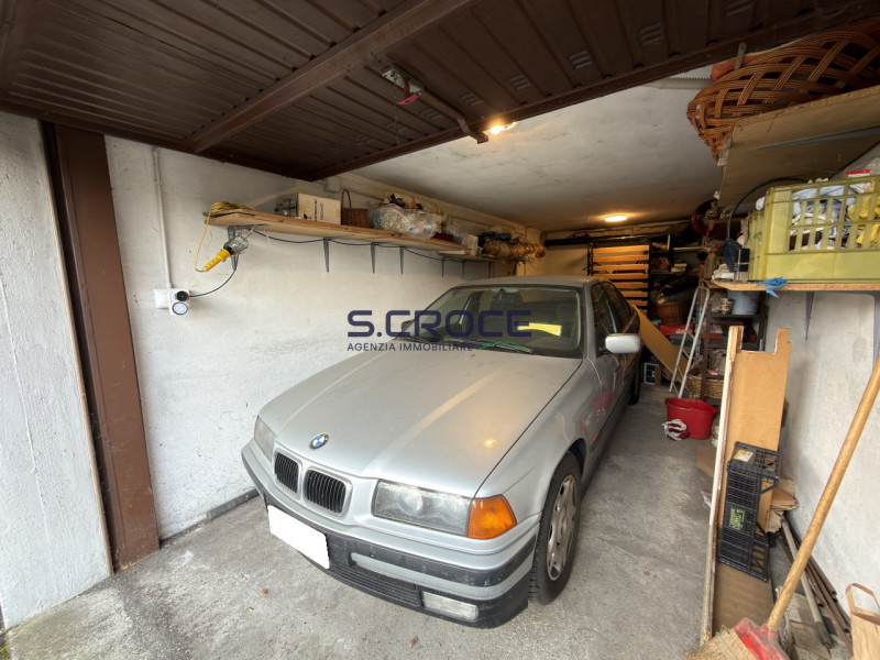 In zona Bassanello/Guizza, all’interno di un complesso residenziale composto da tre fabbricati co...