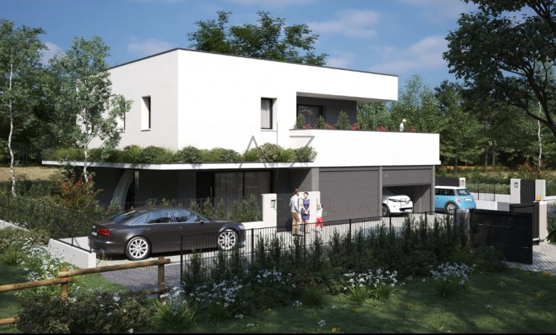 Proponiamo in vendita uno splendido e spazioso appartamento al primo ed ultimo piano di una costr...