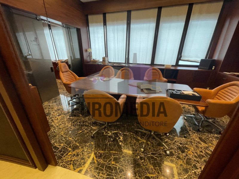 Rif. 1557 – ANTONIO – Per informazioni: 338.4892021
EUROMEDIA propone in locazione un interessant...