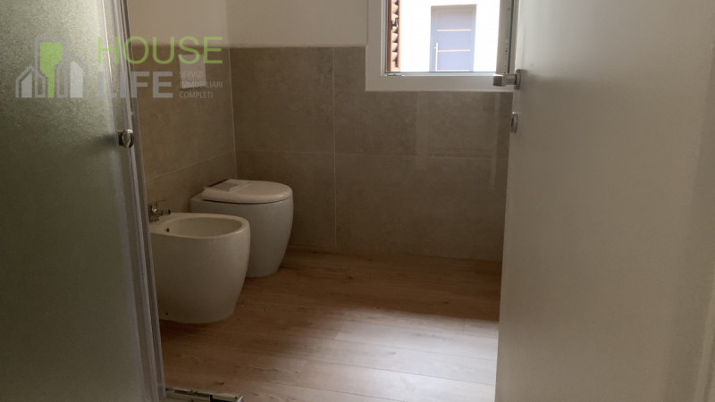 SCHIO - CENTRO: In contesto di tre unità di nuova ristrutturazione integrale, particolare MINI AP...