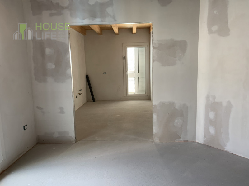 ZANE': In nuova ristrutturazione APPARTAMENTO BICAMERE con studio e soppalco, soggiorno, cucina a...