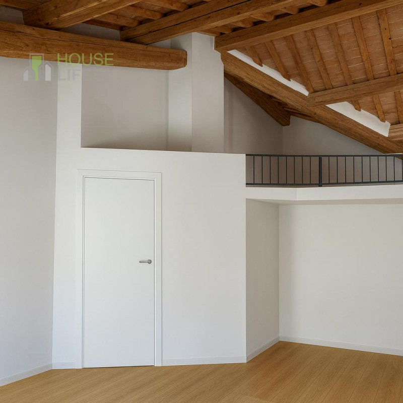 ZANE': In nuova ristrutturazione APPARTAMENTO BICAMERE con studio e soppalco, soggiorno, cucina a...